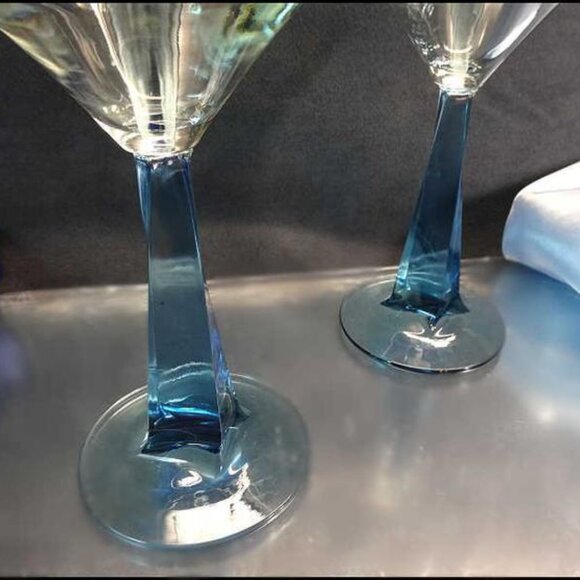 FrenchRetro Vintage Modern Martini Cocktail Glasses LG w Twisted Blue Stems Pair - Picture 4 of 5